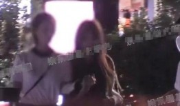 狗仔爆料贾乃亮视频播放,引发网友热议