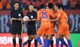 中超裁判爆料最新消息新闻,揭秘赛场幕后真相与争议瞬间