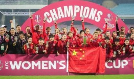 网红爆料男足是谁啊视频,网红爆料引发热议，男足神秘人物身份曝光