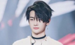 何炅爆料周震南视频大全