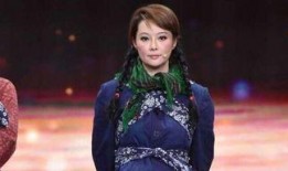 娱乐吃瓜女星敬酒,吃瓜群众直呼精彩！